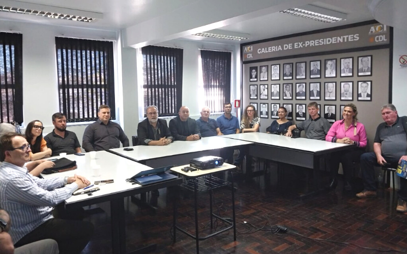 ACI/CDL apresentou seu trabalho ao Deputado Estadual Gustavo Victorino (Republicanos)