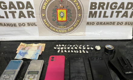 BRIGADA MILITAR EFETUA PRISÃO DE MULHER POR TRÁFICO DE DROGAS, NA LOMBA
